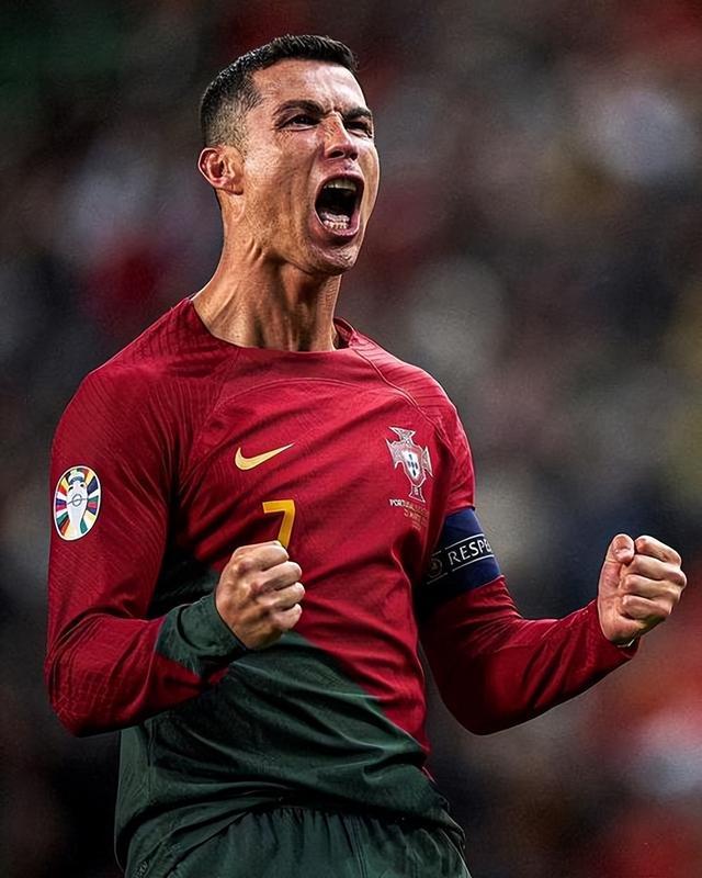 九游体育入口C罗回归赛场,回归赛场首场状态亮眼,巴塞罗那观众沸腾!的简单介绍